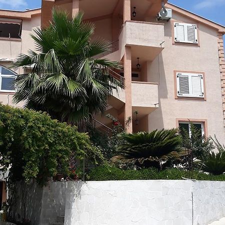 Apartmani Tanja Тиват Экстерьер фото