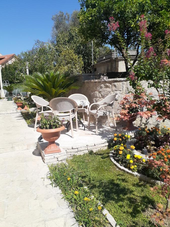 Apartmani Tanja Тиват Экстерьер фото