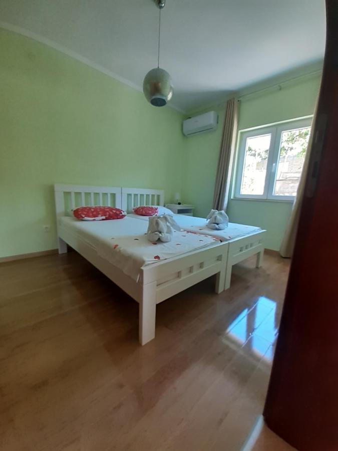 Apartmani Tanja Тиват Экстерьер фото