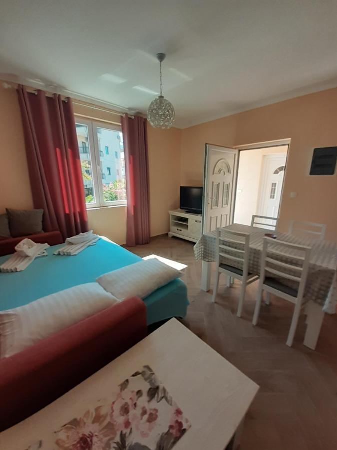 Apartmani Tanja Тиват Экстерьер фото