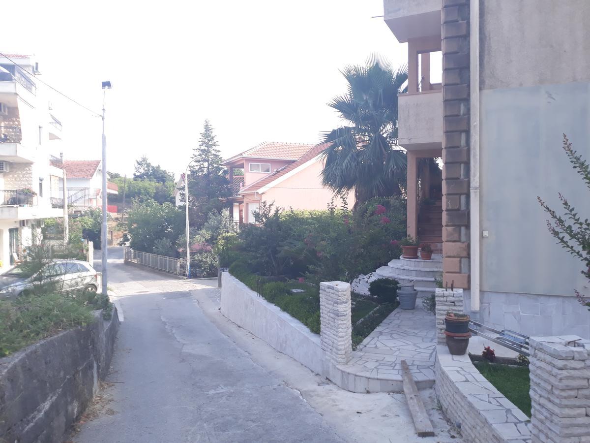 Apartmani Tanja Тиват Экстерьер фото